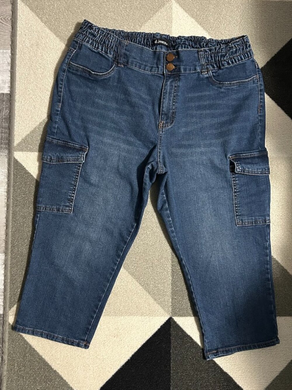 d. Jeans Elastic Waist Cargo‎ Jean Capris Women's Size 16W
